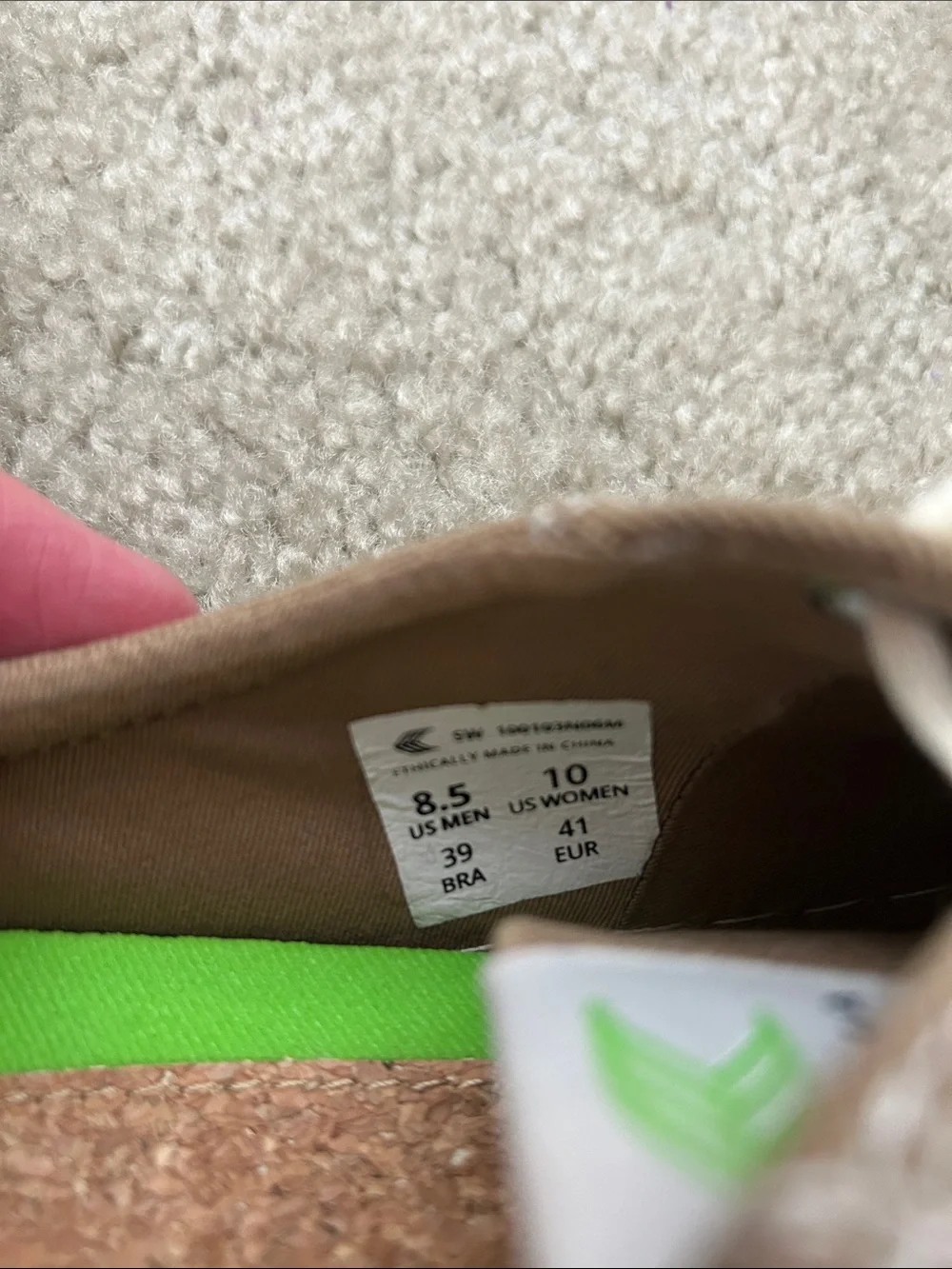 Cariuma low top